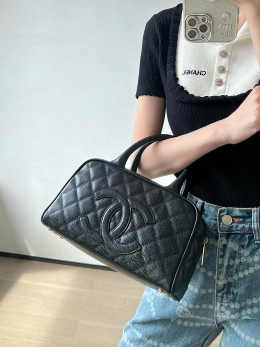 香奈儿 中古系列 手提保龄球鱼子酱黑色（LZ） 商品图6