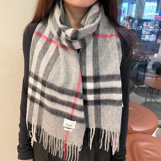 巴宝莉 经典羊绒格子围巾（DSX） 商品图4
