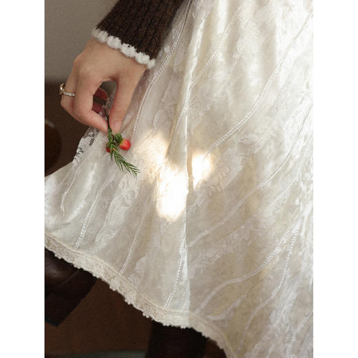 鹿向南【1220/20:00新品前1小时7折限量100件】杏色丝绒半身裙女 商品图2