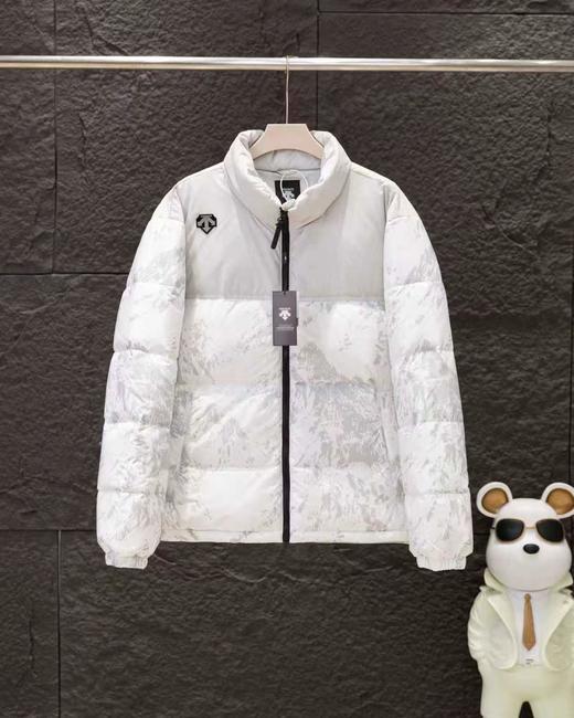 D121699新款石墨烯内里抗静电锁温运动款雪山羽绒服 商品图7