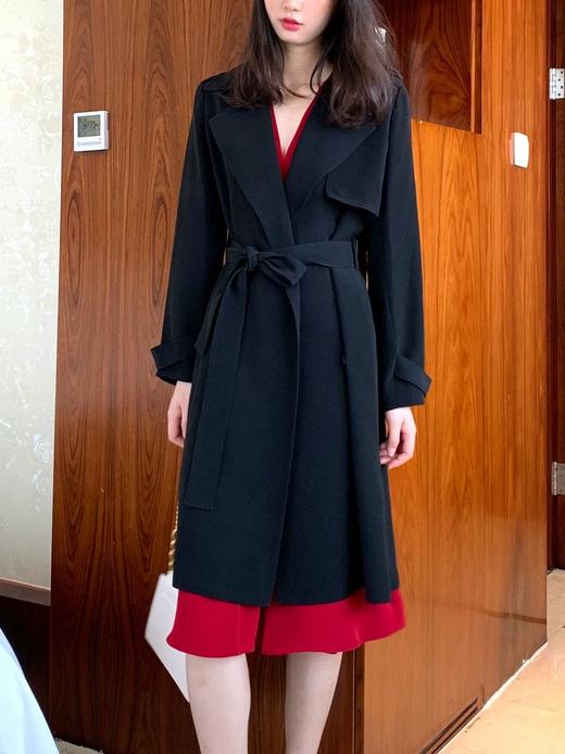 「断码清仓」黑色系带收腰翻领真丝风衣 L码 ZFYY247 商品图0