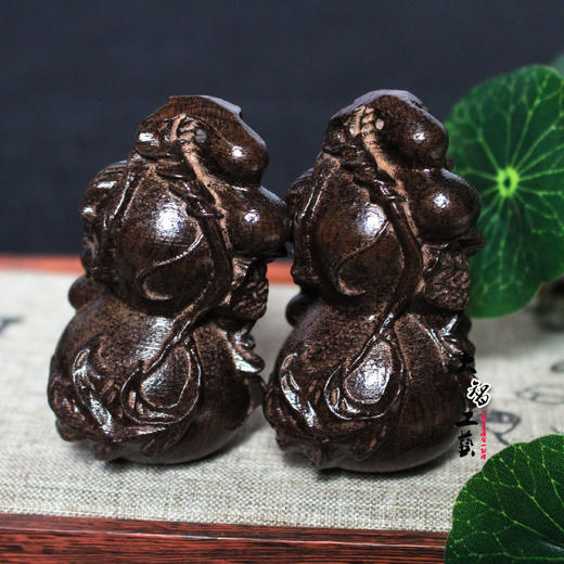 【传统雕刻技艺❗️精美艺术品】越南沉香木木质摆件皮黑木雕手把件工艺品。jb 商品图4