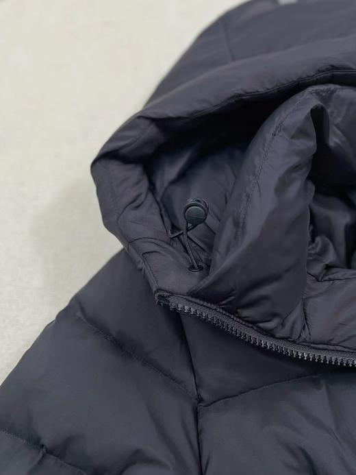 D121607冬季御寒保暖黑标情侣款连帽短款羽绒服 商品图5