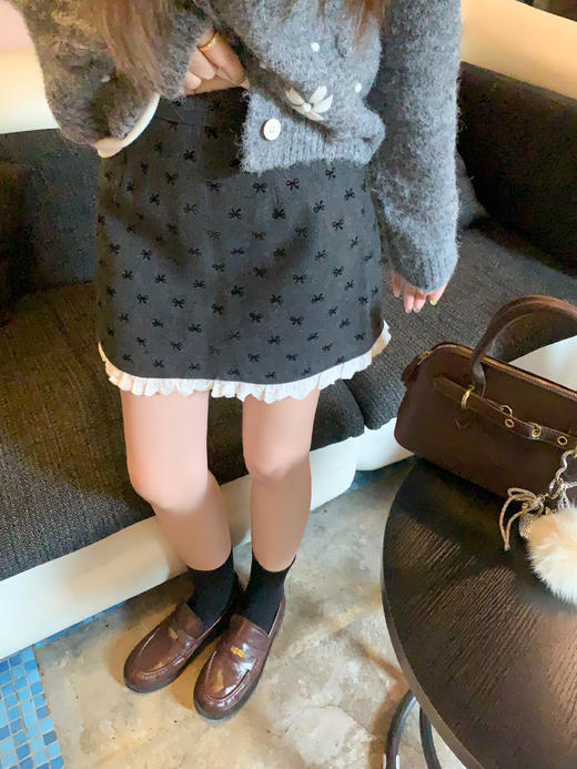 <曾小咸推荐>现货秒杀 ！微信超特价！韩系花朵绣花短款毛衣 日常219.99 立减90 秒杀129.99！！ 蝴蝶结花边半裙秒杀69.99！！ 商品图9