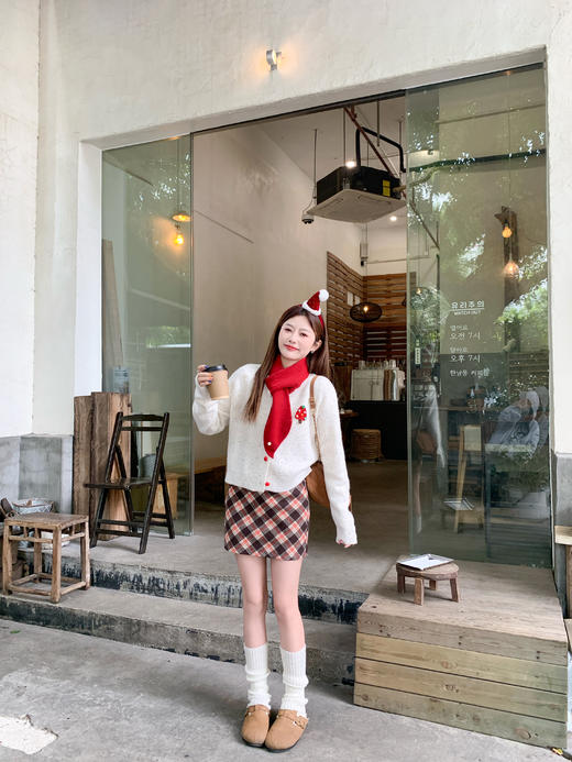 <曾小咸推荐>2.12现货秒杀 ！微信超特价！ 纯色围巾 日常79.99 立减50 秒杀29.99！！韩系短款毛衣开衫  秒杀109.99！！ 商品图11