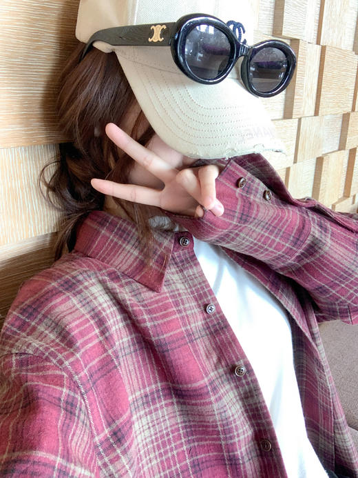 <曾小咸推荐>现货秒杀 ！微信超特价！韩系复古红色格子衬衫 日常199.99 立减100 秒杀99.99！！ 商品图10