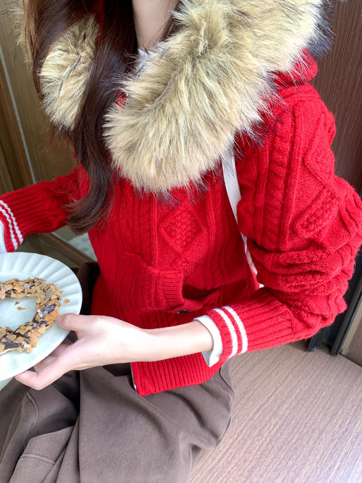 <曾小咸推荐>现货秒杀 ！微信超特价！韩系毛领连帽毛衣 日常279.99 立减120 秒杀159.99！！ 商品图6