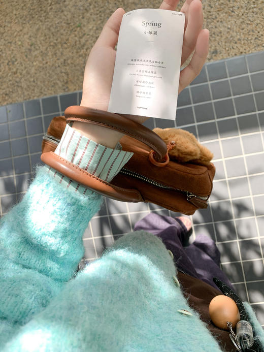 <曾小咸推荐>现货秒杀 ！微信超特价！多巴胺蓝绿短款毛衣 日常159.99 立减50 秒杀109.99！！ 商品图9