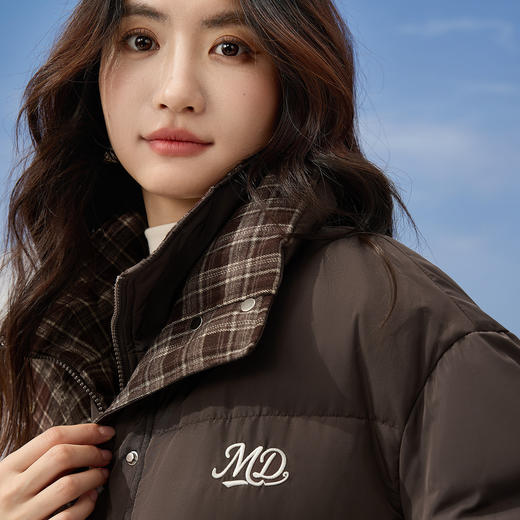 【年货节】熙世界巴恩风假两件格纹拼接羽绒服女冬季厚款时尚面包服短款外套 商品图4