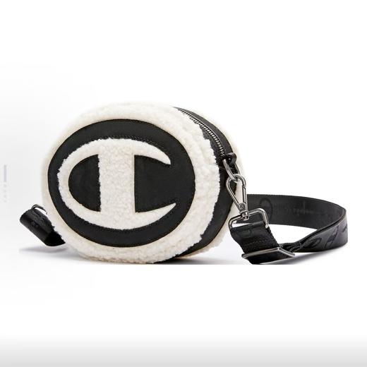 Champion 69.9元 毛茸茸可爱百搭小圆饼斜挎包 SY-637149 线上线下同时售卖 不保证有货 无原包装 介意勿拍 商品图2