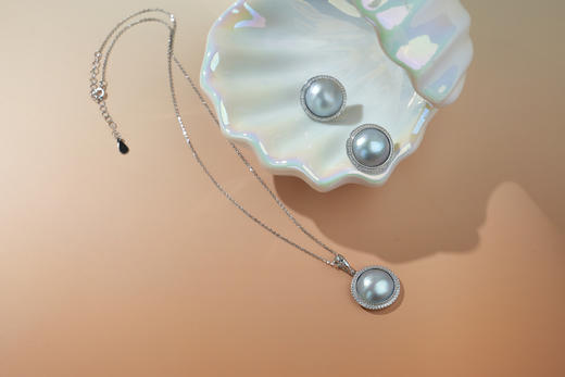 【秒杀】佐奈美（SANAMI）墨灰贝影海水马贝吊坠 商品图2