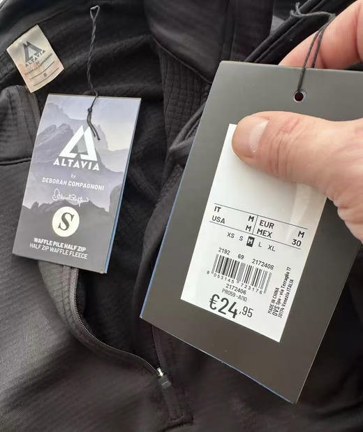 全新正品ALTAVIA半拉链内里加绒男士运动户外弹力抓绒衣，只有S 码 商品图2