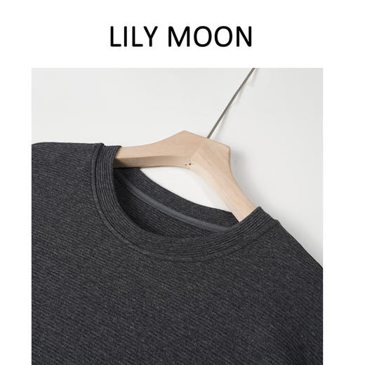 LILY MOON港风肌理感圆领宽松卫衣 商品图1