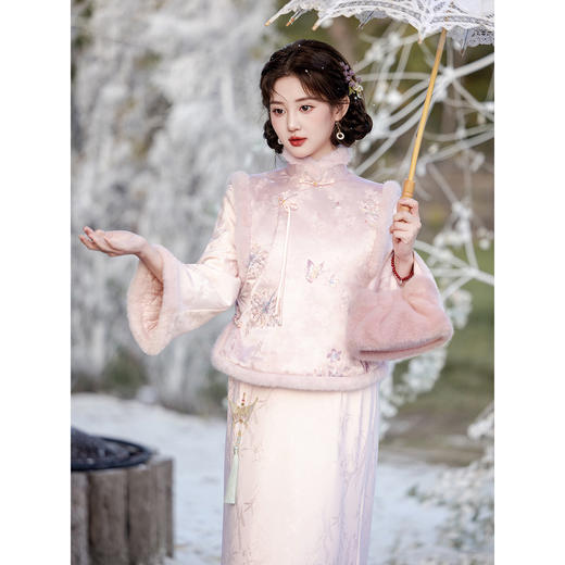 新中式改良旗袍连衣裙三件套，冬季保暖订婚裙日常穿年轻款少女LSB4324 商品图1