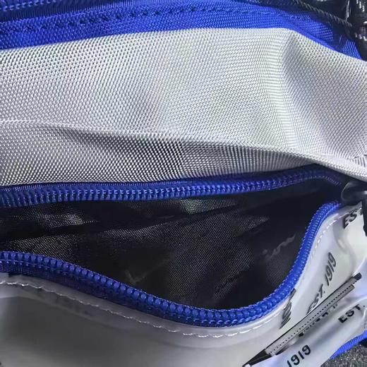 Champion 59.9元 休闲百搭斜挎包 SY-636831 线上线下同时售卖 不保证有货 无原包装 介意勿拍 商品图2