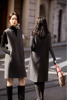 【百图lulu定制】【miu系背心裙】仿羊毛 V 领 高级 又实穿  从容姐姐  背心裙