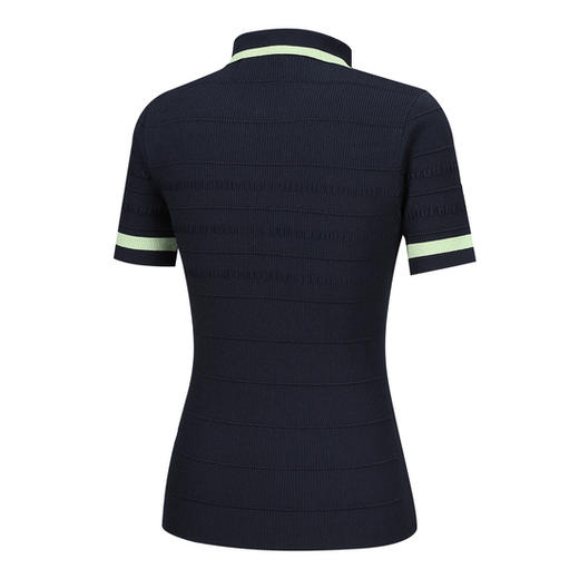 公鸡家春夏海报款针织衫来了！这款可谓是他家风格的代表，看似简约的织花坑条实际炒鸡难做，全部为进口机进口纱线制作，韩国客户直接订购的爆款 商品图1