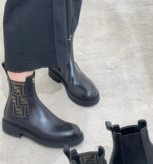 年后发 重磅渠道   经典老花切尔西短靴    松紧带一脚蹬短靴 商品图1