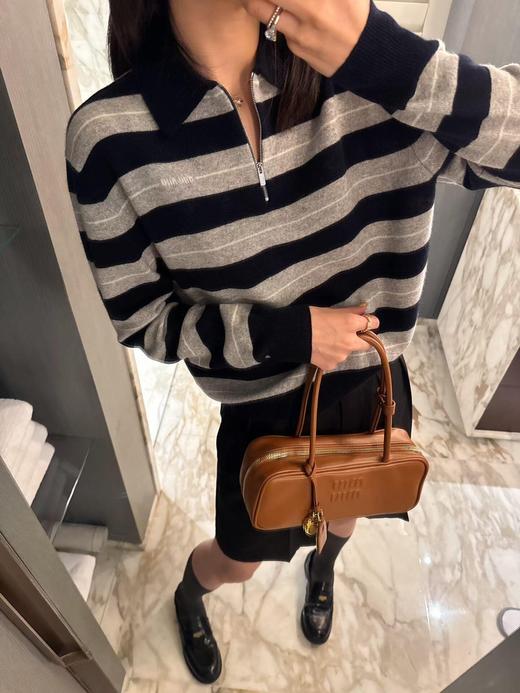 一店z 【1oo%山羊绒】一如既往的miu！把条纹进行到底哈哈！！ 条纹翻领半拉链针织衫 商品图9