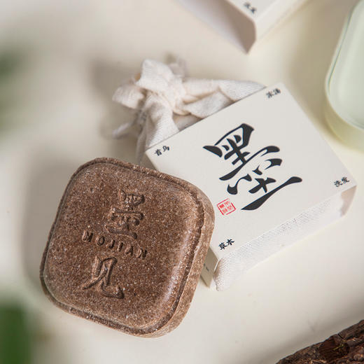 【买赠肥皂盒+起泡网】墨见 何首鸟侧柏叶草本洗发皂 打造蓬松秀发 90g/块 商品图9