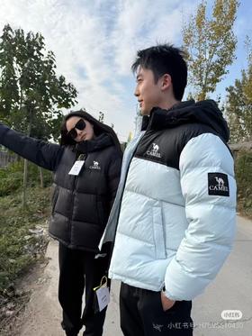 骆驼2025新款刺绣logo徽标袖章情侣款白鸭绒羽绒服