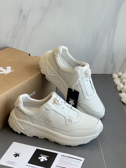 点此购买 迪桑特男士超软小牛皮系列超轻休闲鞋 98 338097 商品图1