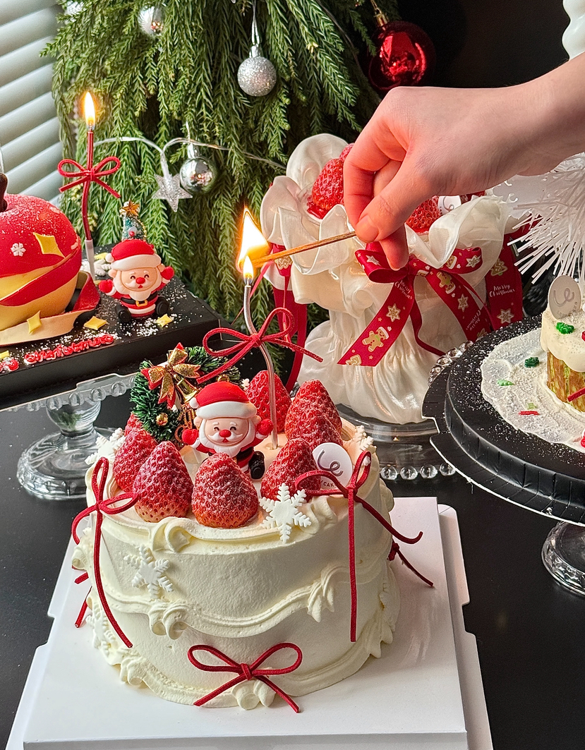 圣诞老人丹东草莓蛋糕
