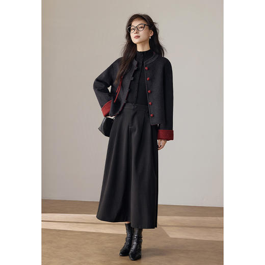 【墨韵红笺】撞色盘扣羊毛短外套 商品图6