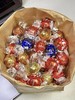某猫旗舰店79+/盒咱这边今日开团59.9抢1大盒?Lindt瑞士莲·软心巧克力礼盒分享装 多种口味 款款不踩雷经典脆皮+软心 一口下去直接流心 商品缩略图2