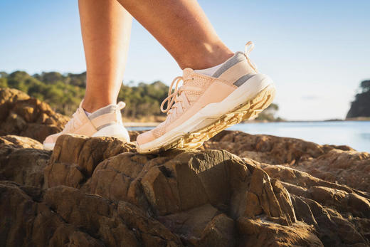 【DECATHLON】 女士徒步鞋 商品图2