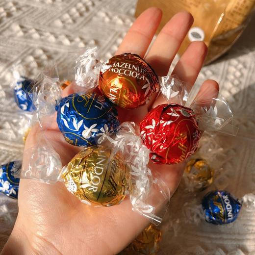 某猫旗舰店79+/盒咱这边今日开团59.9抢1大盒?Lindt瑞士莲·软心巧克力礼盒分享装 多种口味 款款不踩雷经典脆皮+软心 一口下去直接流心 商品图1