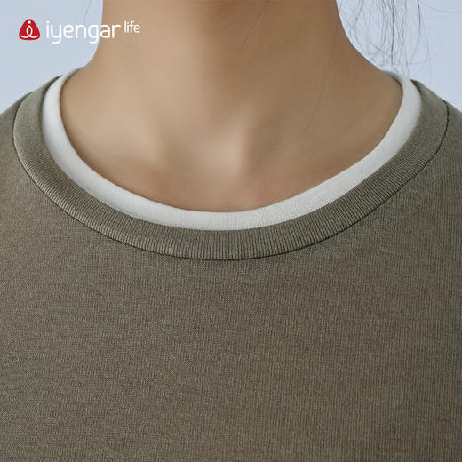 艾扬格life C1214 撞色瑜伽女长袖T恤  普拉提训练专业跑步运动上衣 撞色假两件 穿出层次感 商品图4