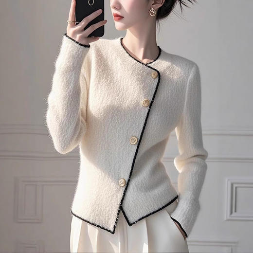 【气质针织开衫】韩版圆领简约开衫 毛衣外套 女2025秋冬装新款 气质减龄女士上衣 商品图3