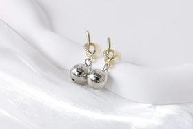 鹿鹿推荐·结绳圆球耳钉