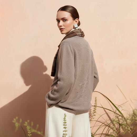 Famecoco范可儿休闲印花套头毛衫宽松简约山羊绒打底衫FAD8DB122 商品图2