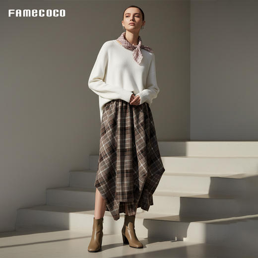 Famecoco范可儿学院风不规则设计格纹半身裙宽松百搭FAD8HA107 商品图2