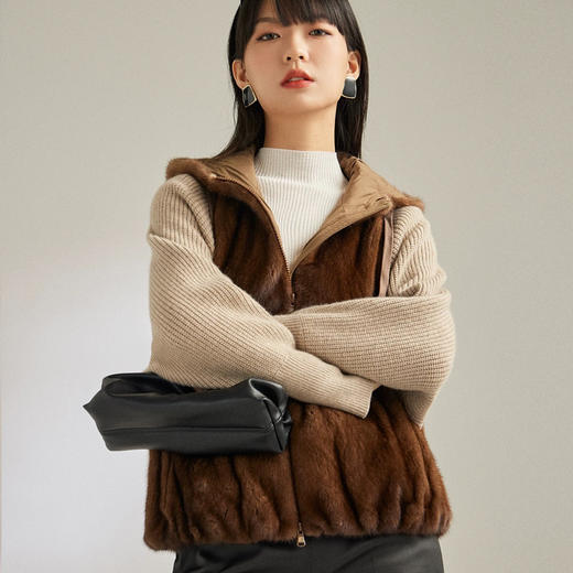 ORIGNAL&CO 欧貂绒 连帽马甲 D家同款面料，行走的人间富贵花，不挑身材不挑体型，上身显贵，⁮高级老钱风 商品图9