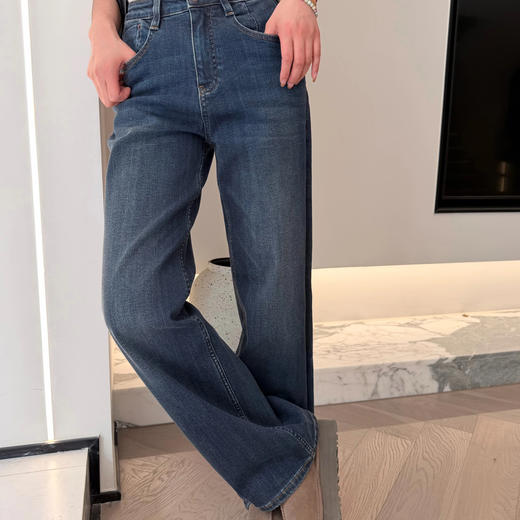 匹马棉科技发热直筒水洗牛仔裤 2927 东洋纺绸丽腈纶+莱卡纤维 骨感挺括，不易变形不易鼓包；内里细腻抓绒处理，亲肤柔软；高腰直筒裤型 商品图2