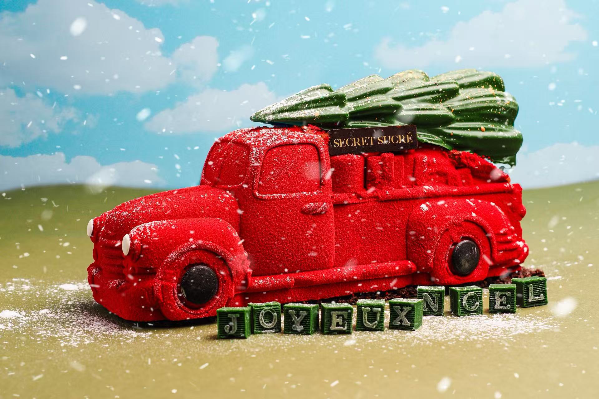 复古红皮大卡车