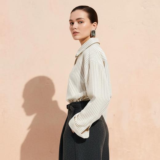 Famecoco范可儿商务通勤翻领条纹衬衫宽松简约落肩衬衣FAD8BH109 商品图2