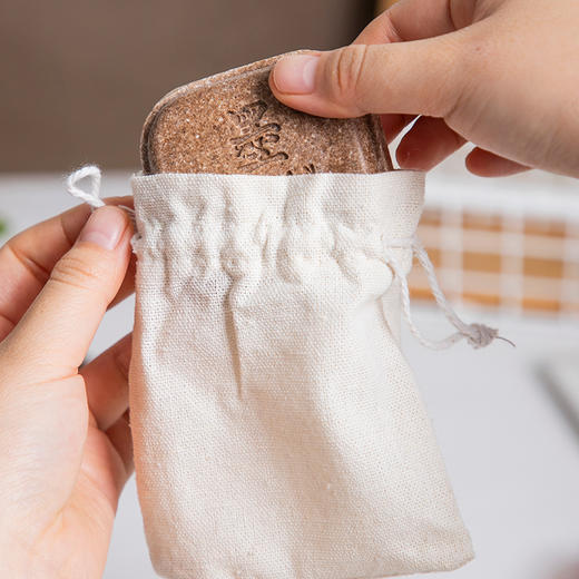 【买赠肥皂盒+起泡网】墨见 何首鸟侧柏叶草本洗发皂 打造蓬松秀发 90g/块 商品图11