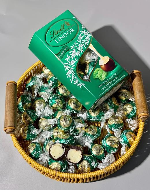 某猫旗舰店79+/盒咱这边今日开团59.9抢1大盒?Lindt瑞士莲·软心巧克力礼盒分享装 多种口味 款款不踩雷经典脆皮+软心 一口下去直接流心 商品图8