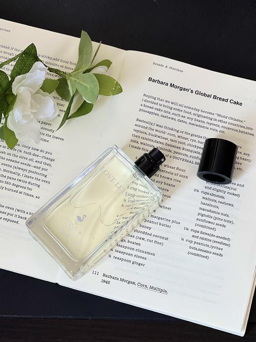 【情书Love letter香水SS529】这是一支以木质香作基调带有书卷气的中性香水  如果说闻香识人 那它给人的感觉会似超凡脱俗的清冷少女-PWJCY 商品图5