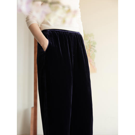 牧衣游原创 丝绒净色夹棉裤子女加厚宽松显瘦垂感百搭休闲裤 梅玖 商品图3