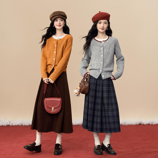 【周四狂欢价】熙世界彩色纽扣厚款毛衣开衫女2025年秋冬新款软糯仿羊驼毛针织衫 商品图3