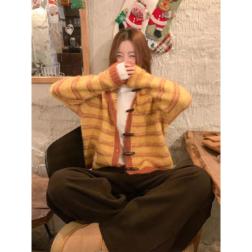 <曾小咸推荐>3.3 现货秒杀 ！微信超特价！韩系条纹毛衣 日常229.99 立减130 秒杀99.99！！休闲裤（加绒）  秒杀89.99！！ 商品图2