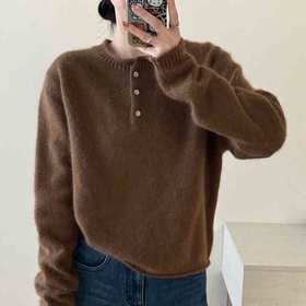  今冬流行“亨利领毛衣”，太老钱风了！