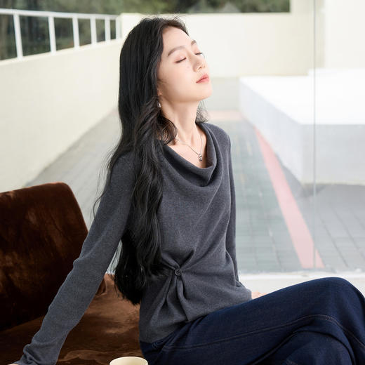 三彩2026春季新款一字领收腰针织衫长袖纯色套头衫打底衫上衣S 商品图3