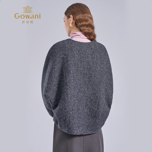 乔万尼2025新品冬宽松羊毛羊驼毛混纺无领雅致短款毛呢大衣ED4B733 商品图4