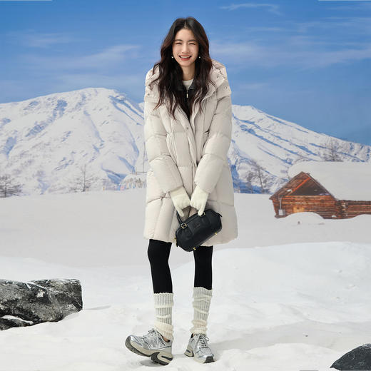 【年货节】熙世界云朵灰色面包羽绒服女中长款2025冬季新款三防立领厚款外套 商品图3